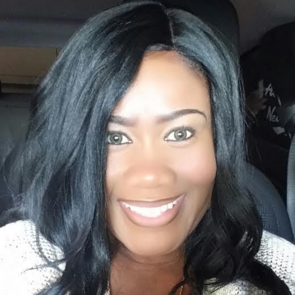 Meet your Posher, Jeanine